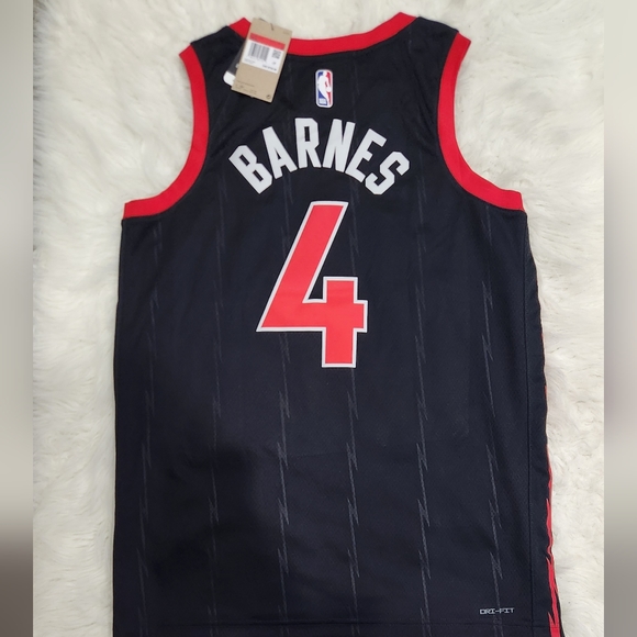 Toronto Raptors Barnes Jersey - Picture 2 of 4